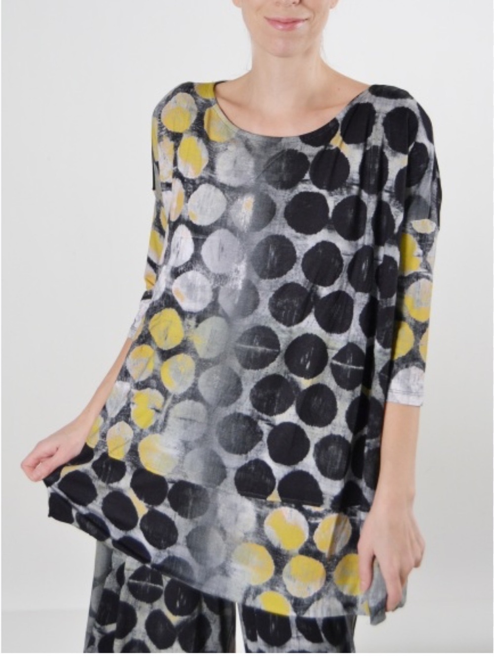 Alembika Hive Drop Sleeve Top tunic stretchy